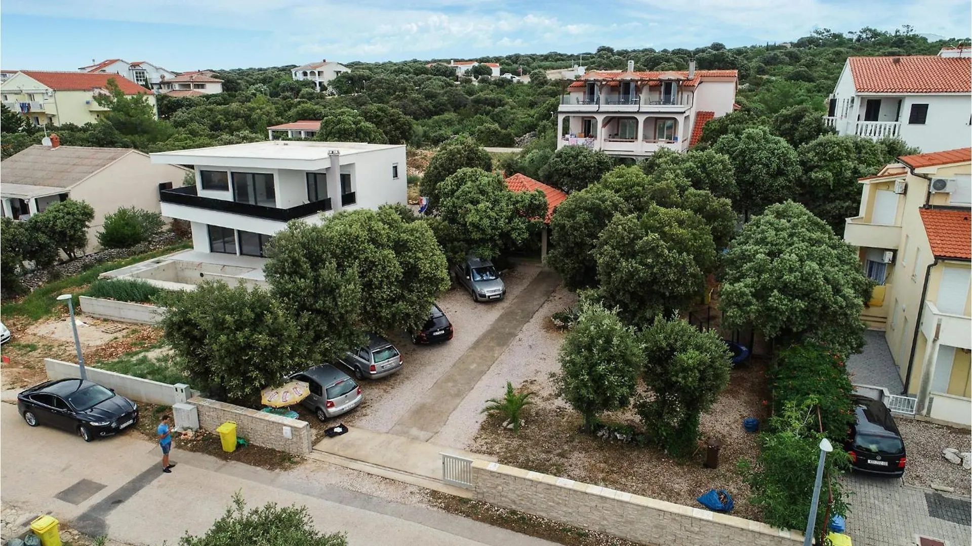 Awesome Apartment In Mandre With House Sea View